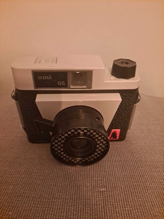 Aparat ami 66 z futerałem z naturalnej skóry