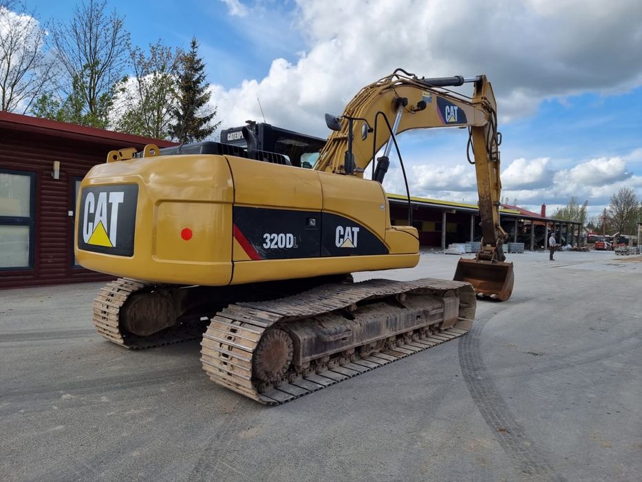 Продам экскаватор Caterpillar 320 D , 2013 года