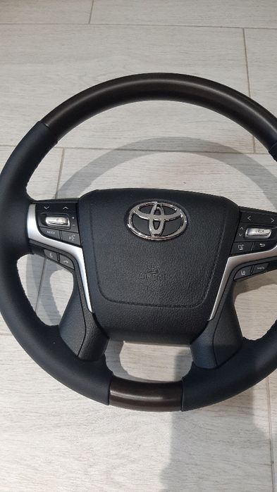 Руль,кермо Тойота Toyota Land Cruiser