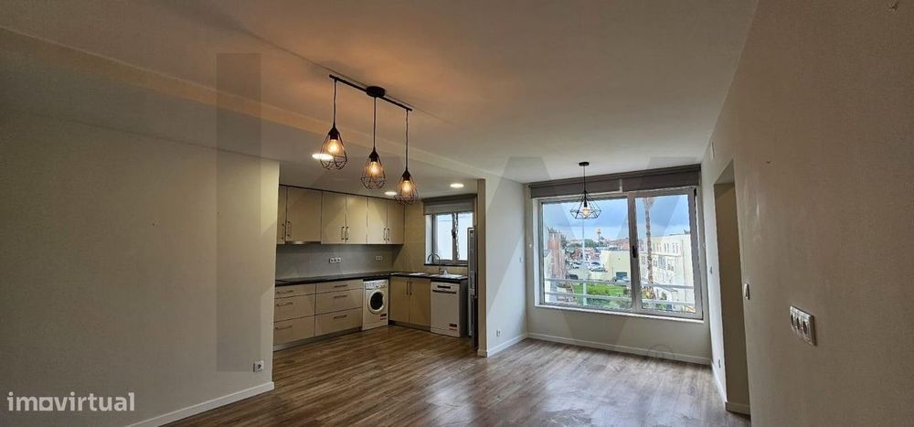 Apartamento T2 renovado para arrendamento - Centro Ílhavo