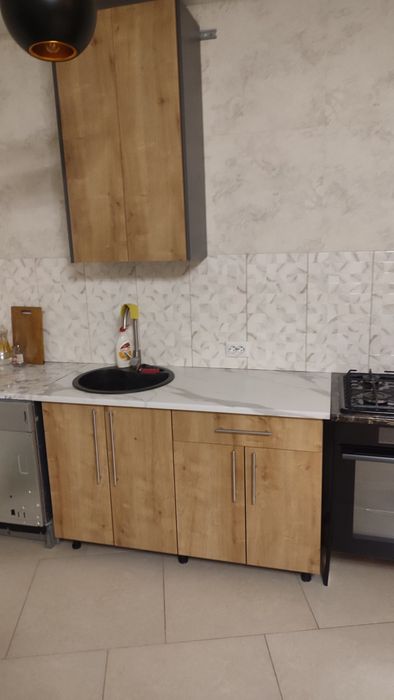 Продам кухонні меблі