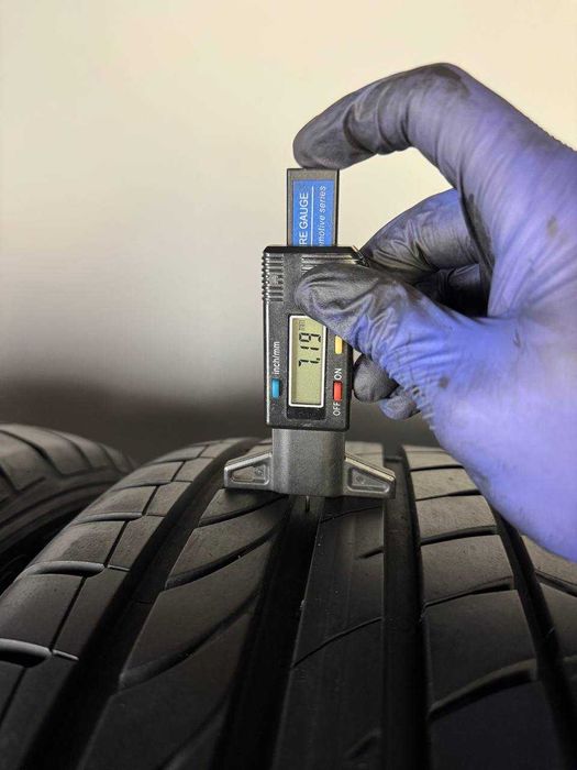 225/60/17 R17 Dunlop SP Sport Maxx TT * RSC 99V 4шт Літня шина 7-6мм