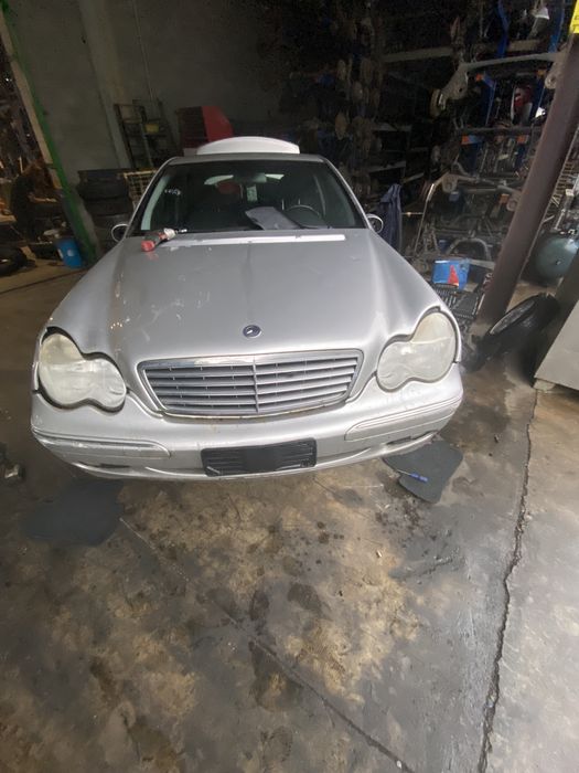 Mercedes c klass капот розбірка w203 c200 c220 2.2cdi om 611 разборка