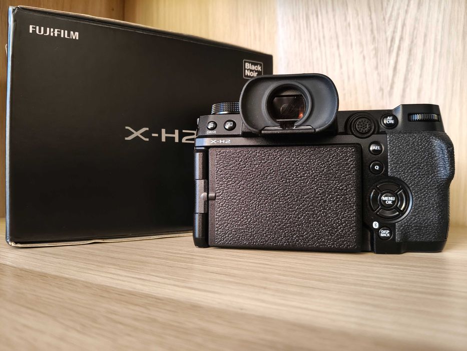 KIT FUJIFILM X-H2 + Lente 10-24mm + Tele conversor 1.4x