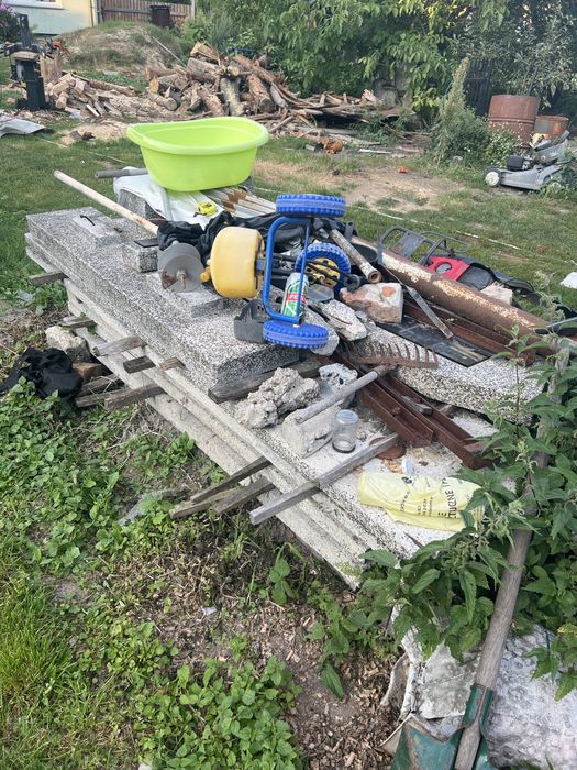 Oddam za darmo plyty pomnikowe