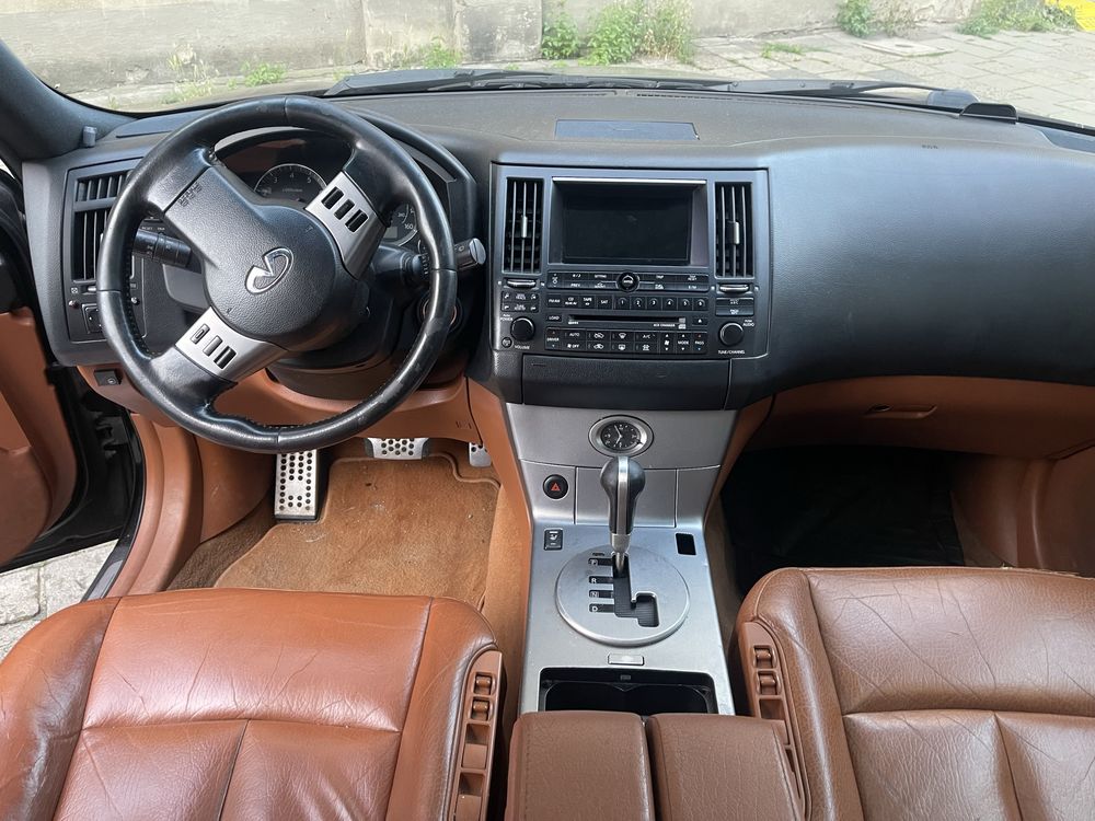 Infiniti fx 35 V6 LPG