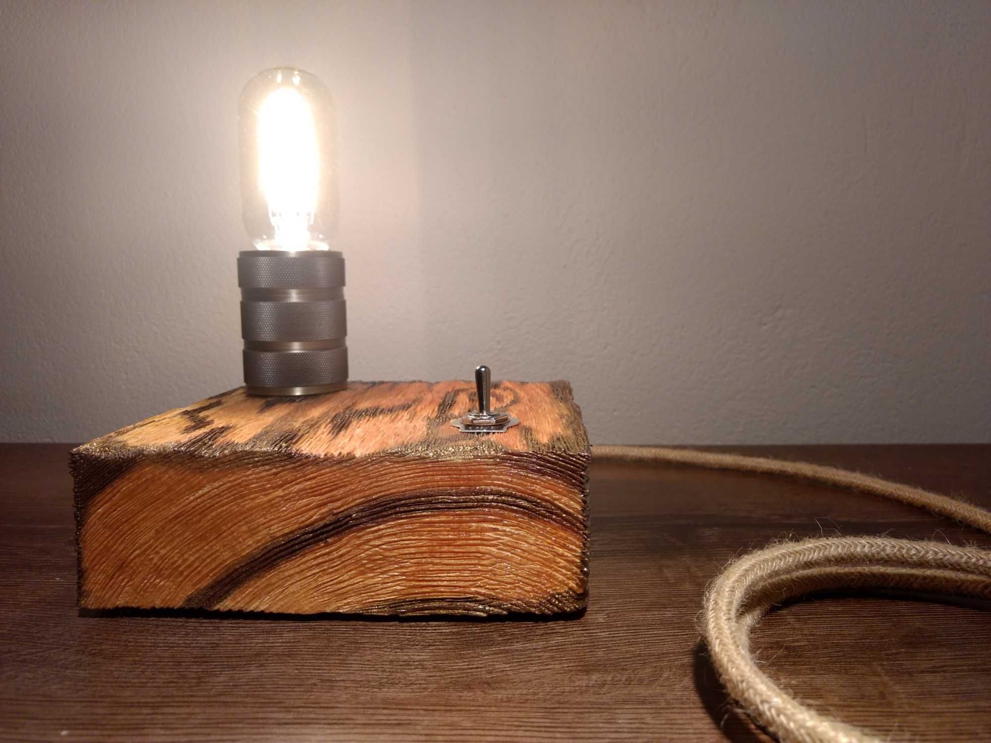 Lampa dekoracyjna ozdobna drewniana diy handmade rękodzieło prezent