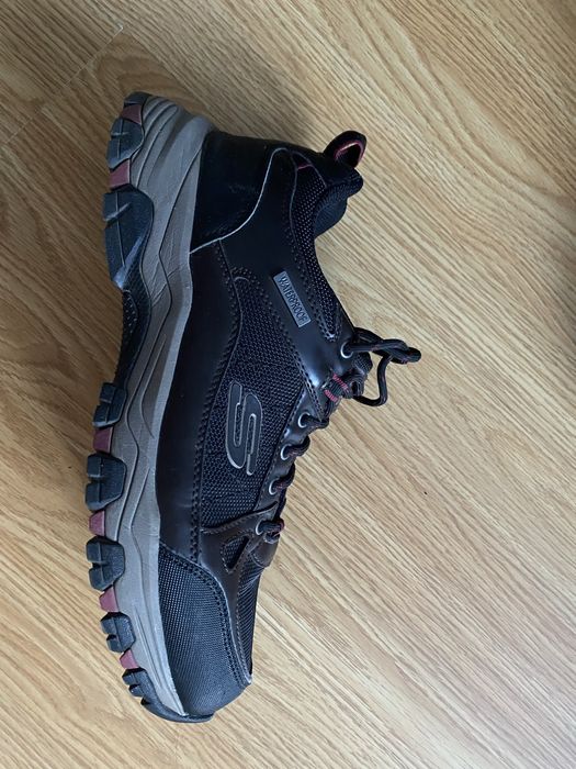 Кроссовки SKECHERRS 41 размер