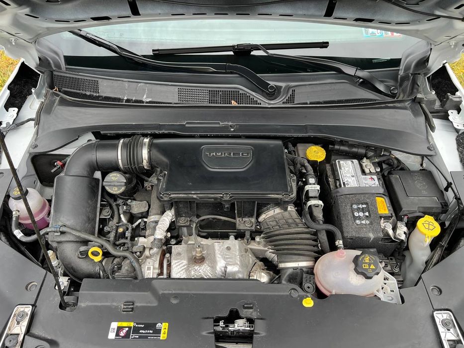 Jeep Compass 2024
II покоління (2nd FL)/MP  •  2.0T 9АТ (203 к.с.)  •