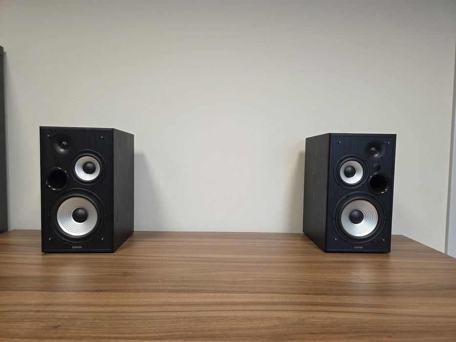 Edifier R2750DB Głośniki Bluetooth 136W , jak nowe.