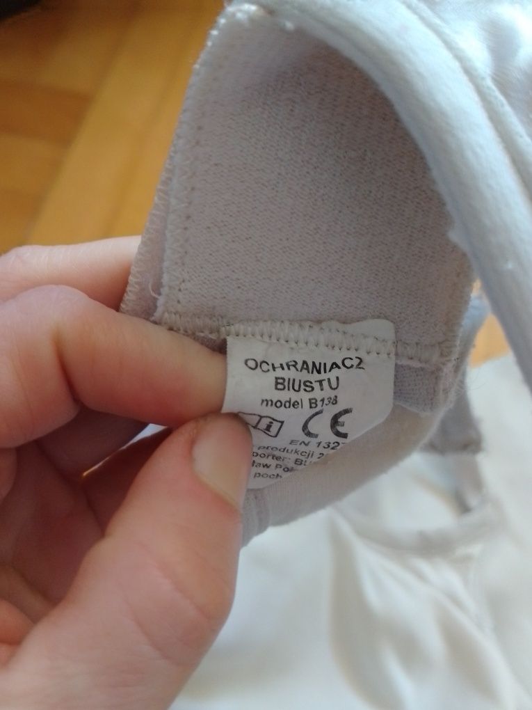 Kimono i komplet ochraniaczy