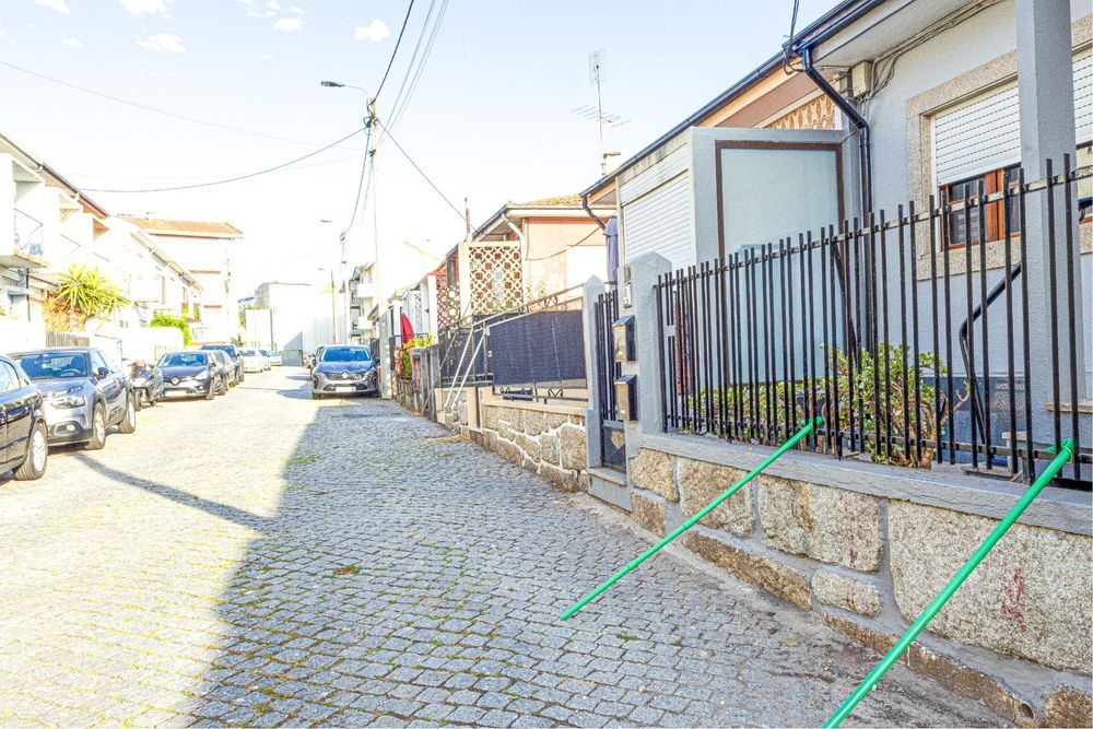 Moradia T3 ou 2 casas T1, totalmente renovada - Quinta das Pedras