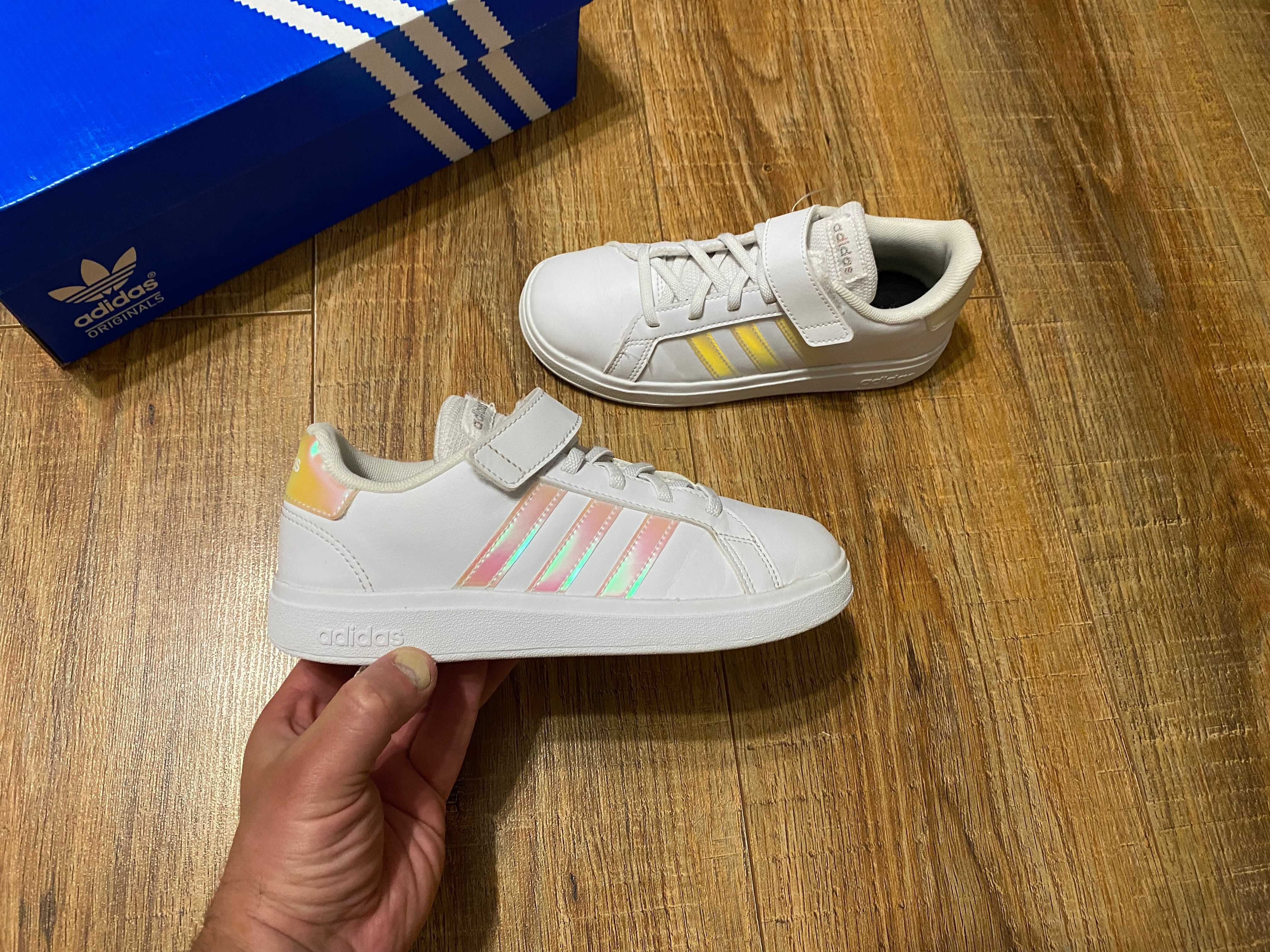Adidas кроссовки кросівки детские на девочку Адидас оригинал р.34