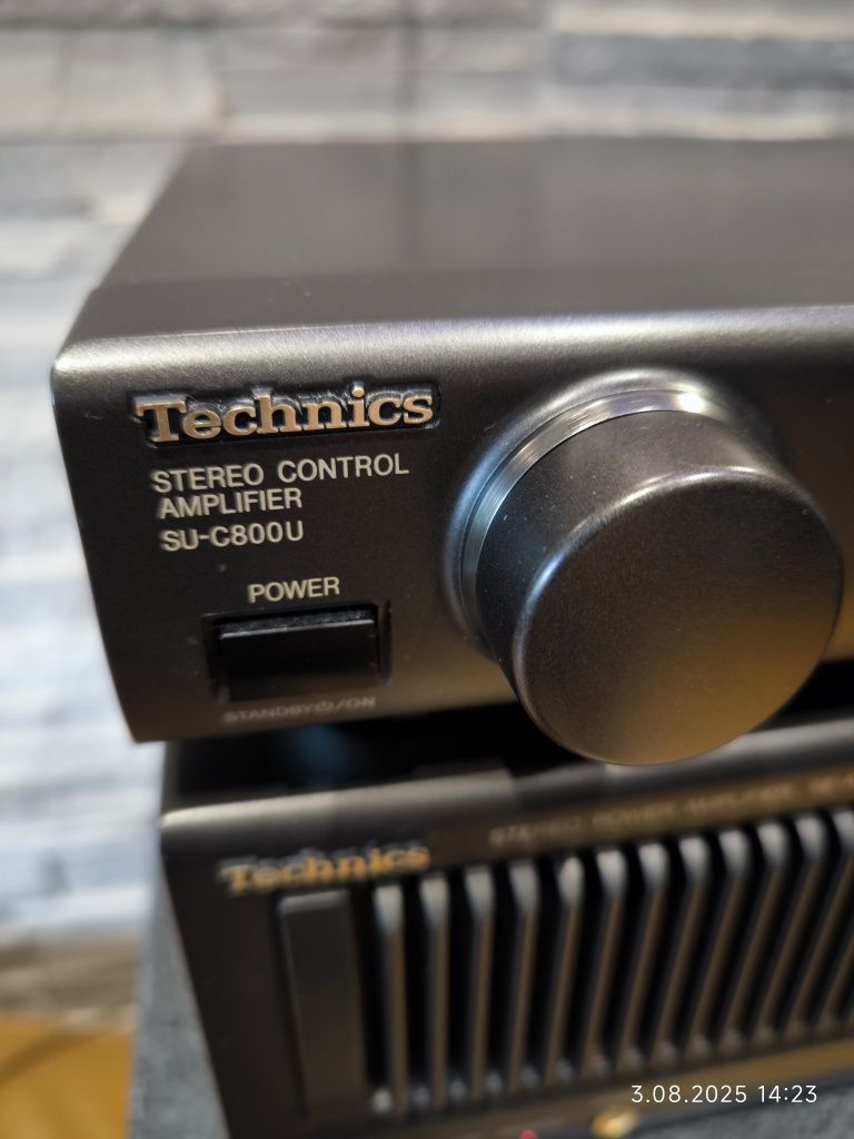 Wzmacniacz Technics SU-C800 przedwzmacniacz  i końcówka mocy SE-A800