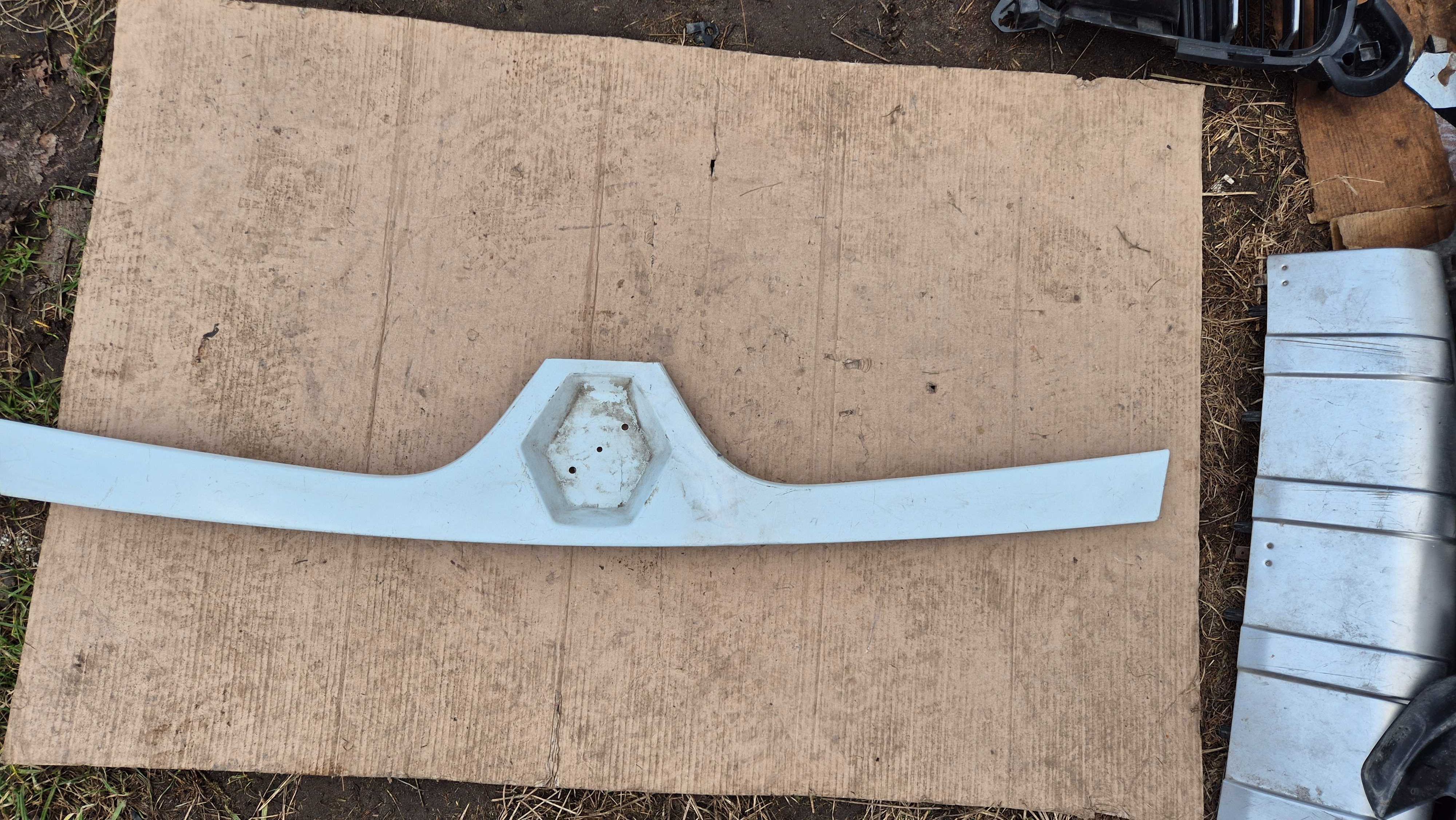 Listwa atrapy Atrapa Grill Renault Master 07-10