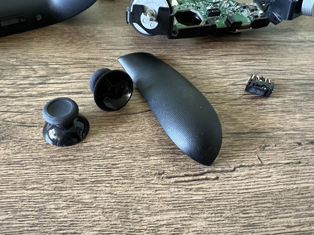 XBox controller запчасти. Все рабочее и целое.