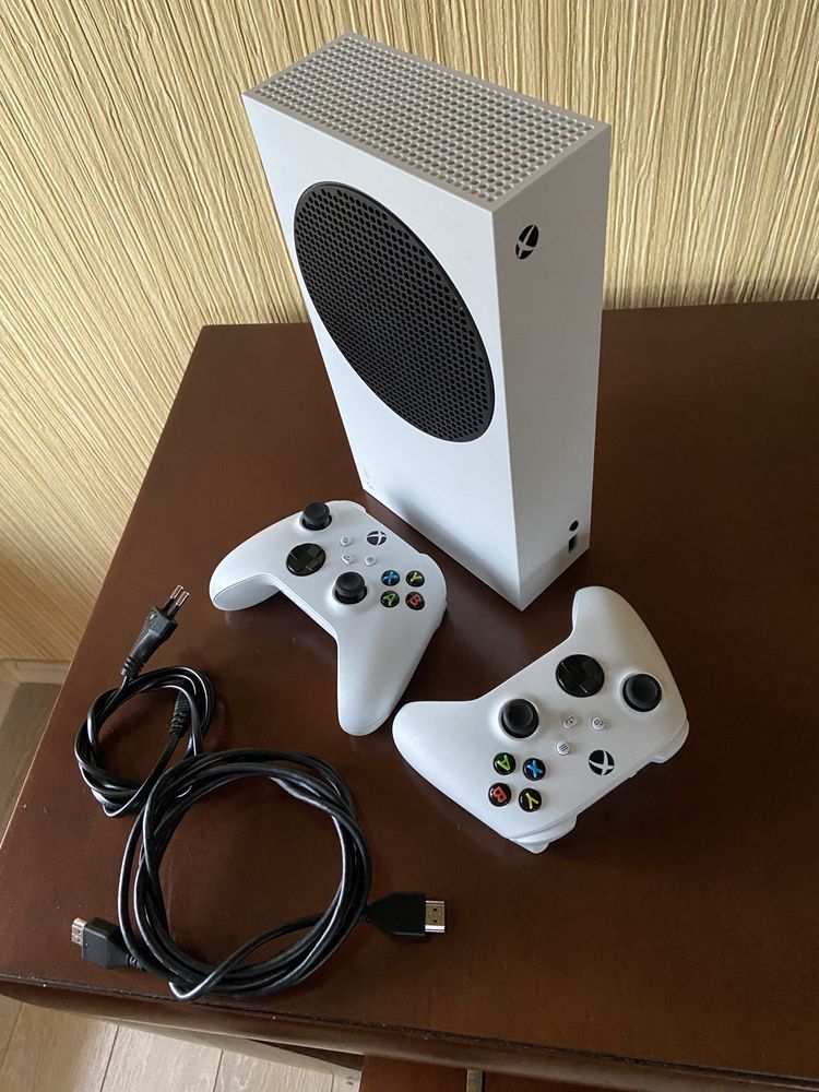 Продам ігрову консоль Xbox S