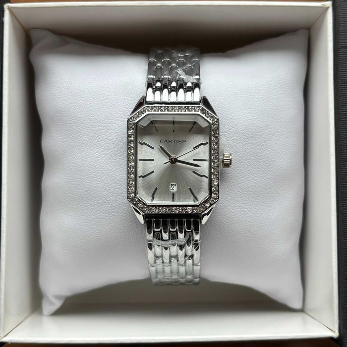 Жіночий годинник Cartier прямокутної форми срібного кольору