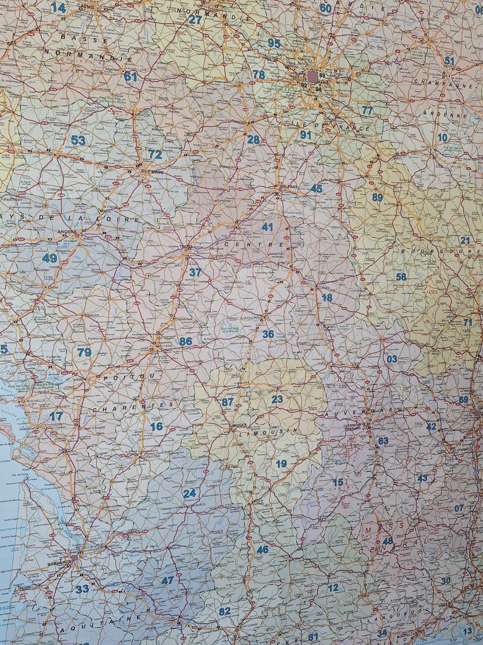 Cartazes com mapa de França + Portugal e Espanha com códigos postais