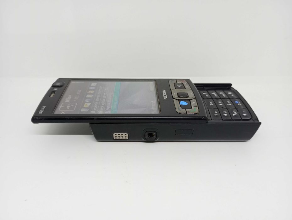 Kultowy Telefon Nokia N95 8GB (Emulator NES, SNES, GB, GBC i więcej)
