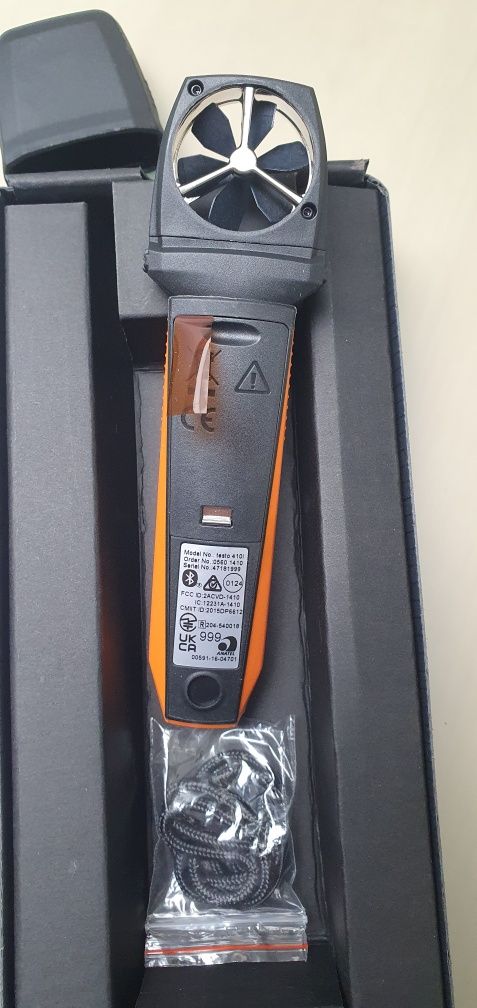 testo 410i - anemometr wiatraczkowy współpracujący ze smartfonem