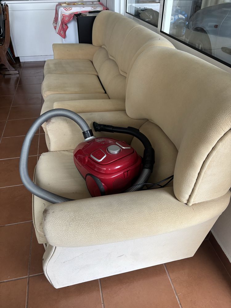 Sofá cama de 3 lugares + 2 sofas individuais
