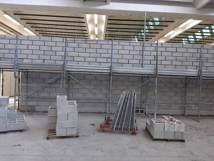 Construção civil remodelações,em geral.