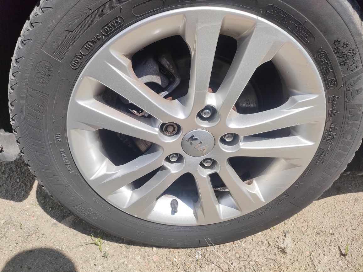Felgi aluminiowe 16' kia Cee'd