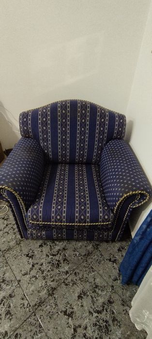 1 sofá cama + 2 sofás singulares