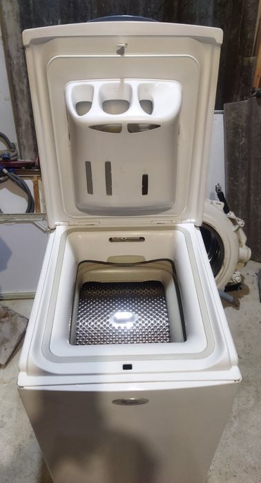 Пральна машина Whirlpool