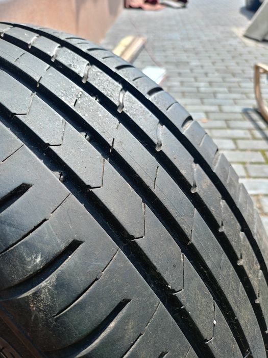 Opony letnie komplet Kumho Ecsta HS51 215/50 ZR17 95W