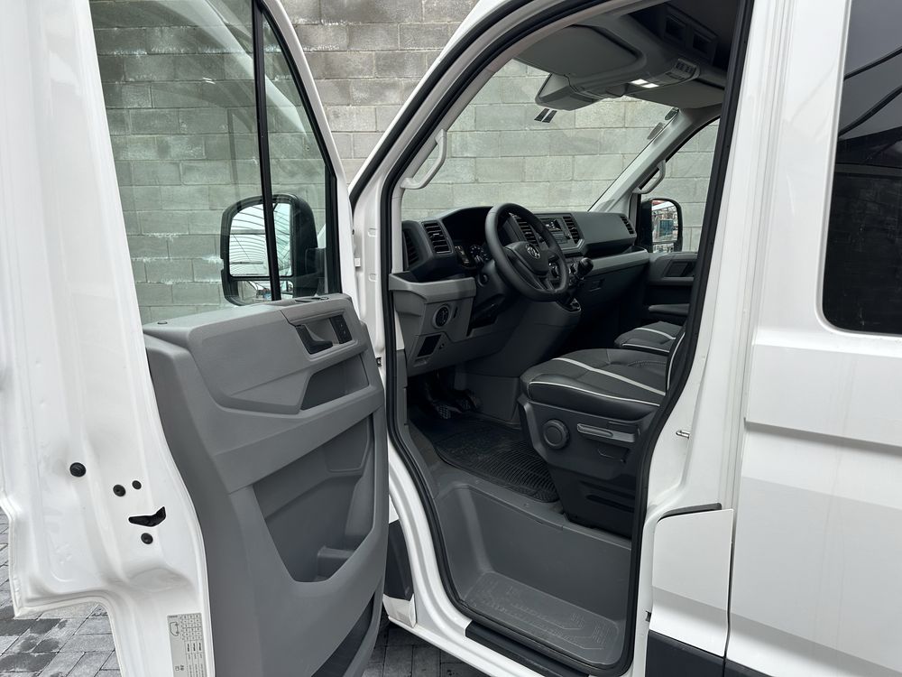 Volkswagen Crafter пасажир 9місць