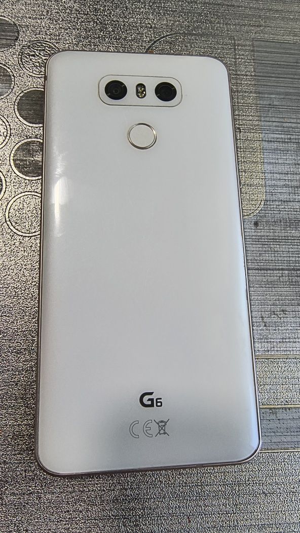 Lg G6 thinq , памяти 64 Гб