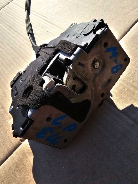 Zamek Drzwi Lewy Przód Opel Meriva B EUROPA 6 Pinów Symbol EE