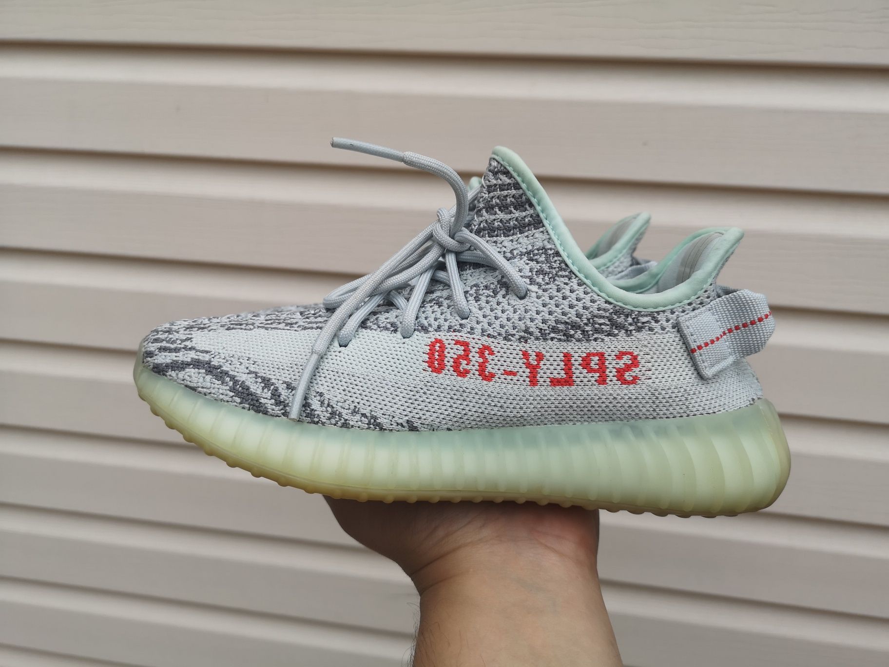 Кросівки Adidas Yeezy 350 V2 Blue Tint ORIGINAL розмір 38 24 см