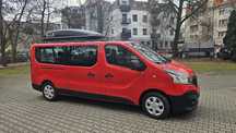 Wynajem busa , Renault TRAFIC 9-osób