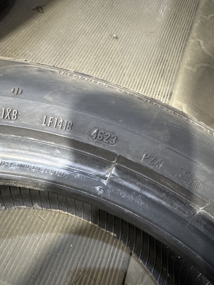 Шины б.у 235 50 R19 Pirelli PZero PZ4 MO1 99Y 2 шт