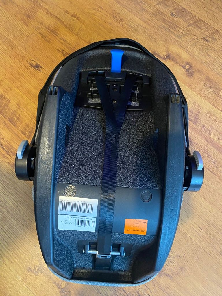 Avionaut Pixel Pro fotelik/nosidełko/łupina bdb stan