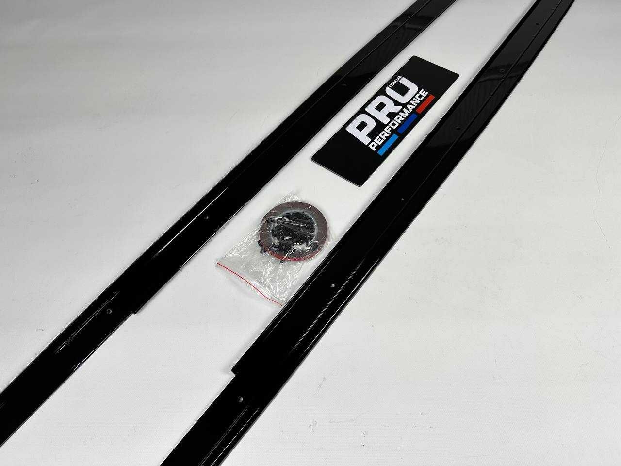 Леза на пороги Bmw 5 F10 F11 M Performance (Черный глянец)