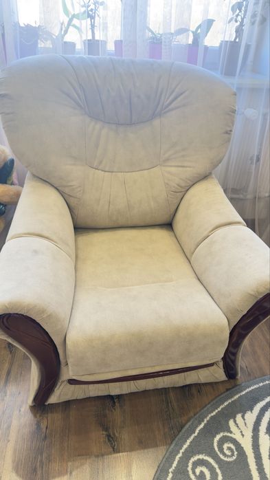 Диван + 2 крісла