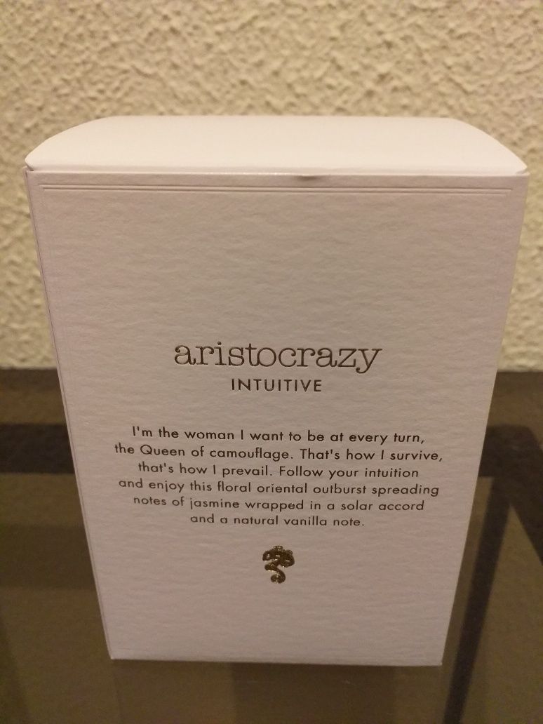 Caixa Perfume "Aristocrazy" Vazia