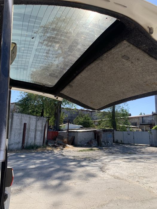 HYUNDAI  H-1  грузо- пасажир