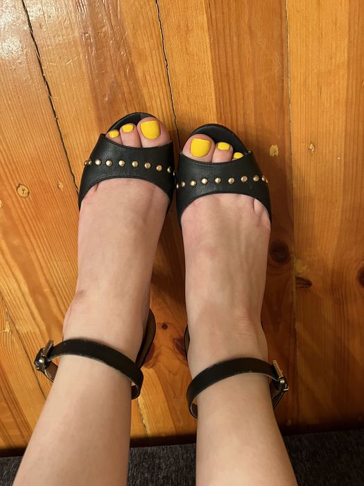 Босогожки кожзам на высоком каблуке