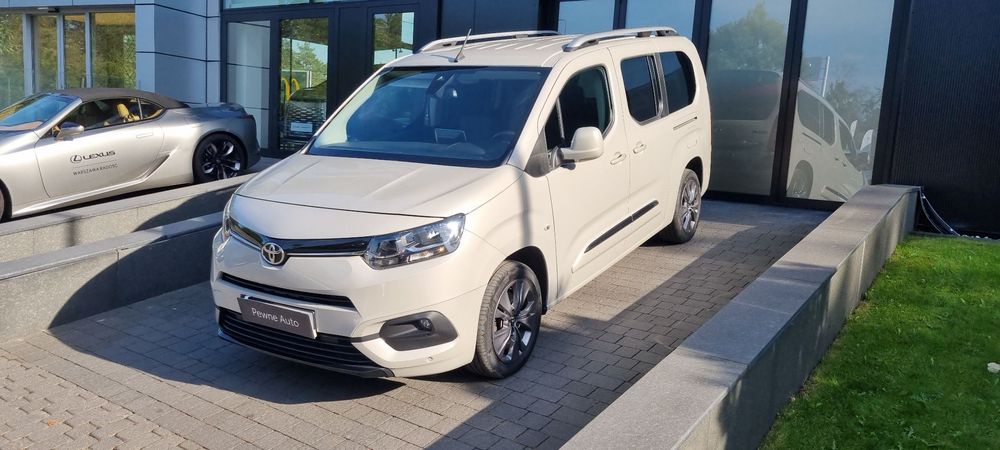 Toyota Proace City Verso Toyota Proace City Verso Long 1.5 D4D 130KM manual Family Vat marża