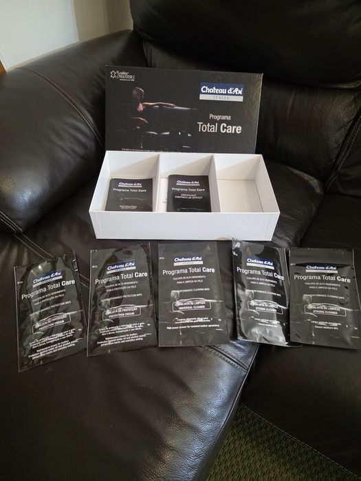 Sofá Chateau d'Ax - entrega gratuita Lisboa e arredores