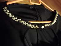 Sukienka czarna zdobiona perelkami