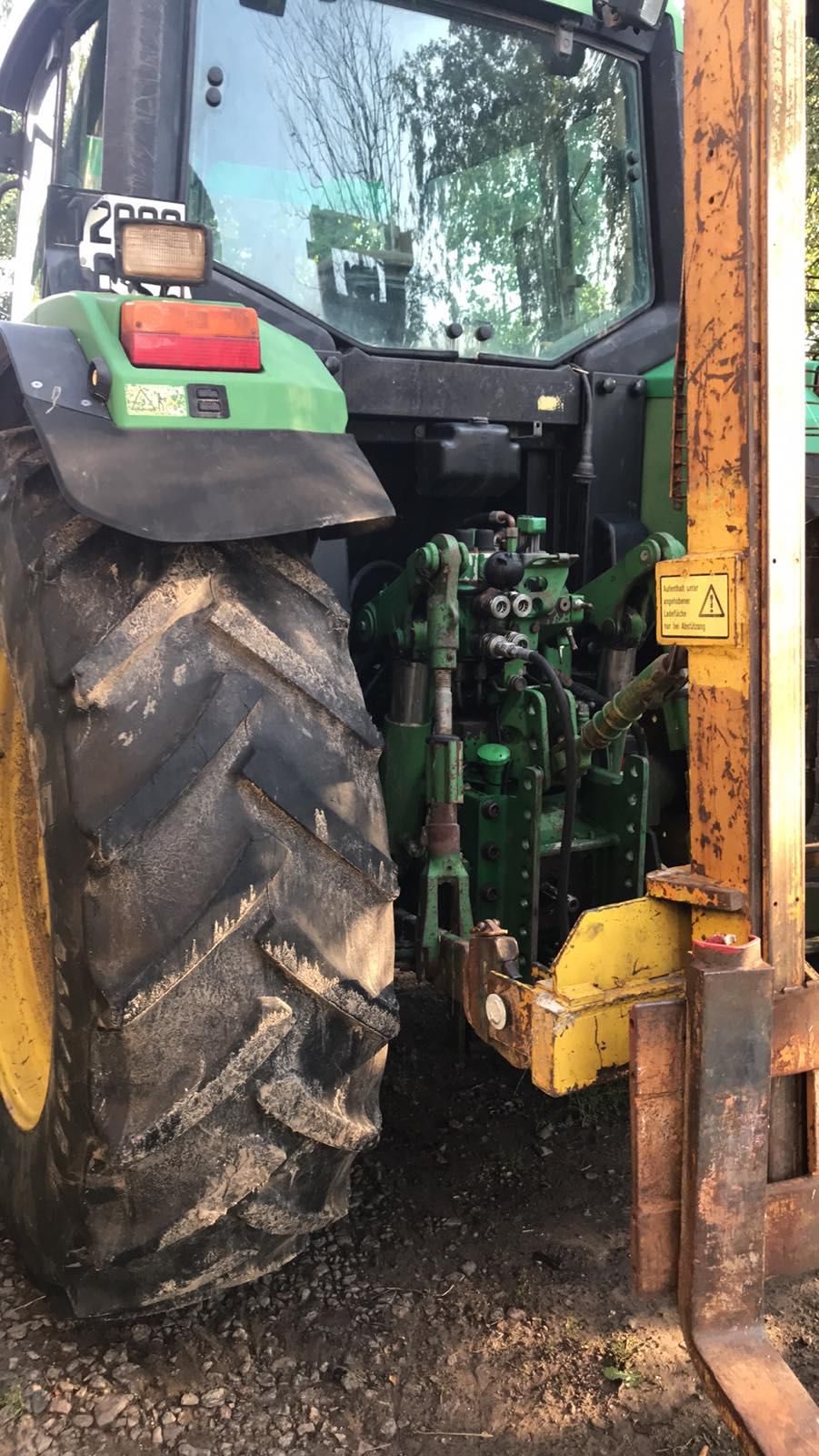 Продам трактор John deere 3350 6510