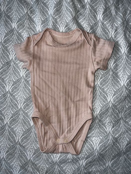 Продам дитячий одяг