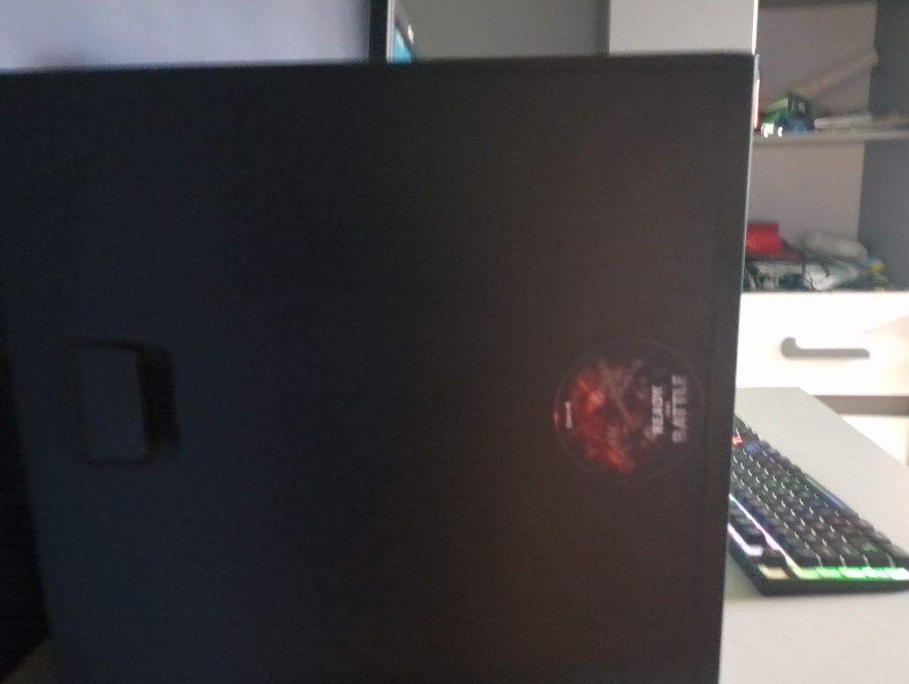 Sprzedam komputer Asus tylko odbiór osobisty