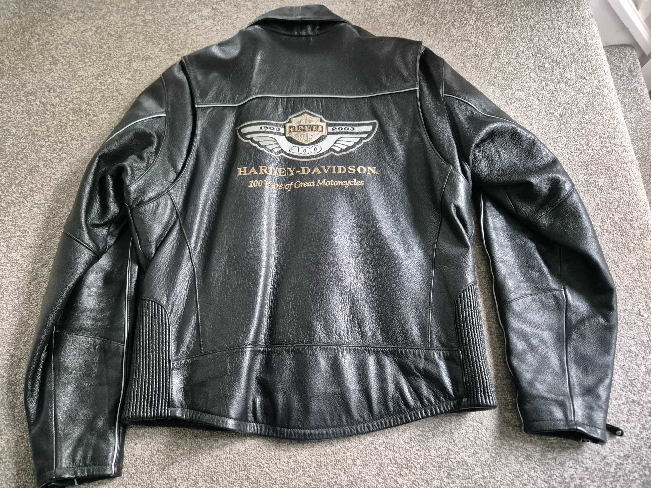 Casaco Harley Davidson Centenário 100 anos em pele tamanho L